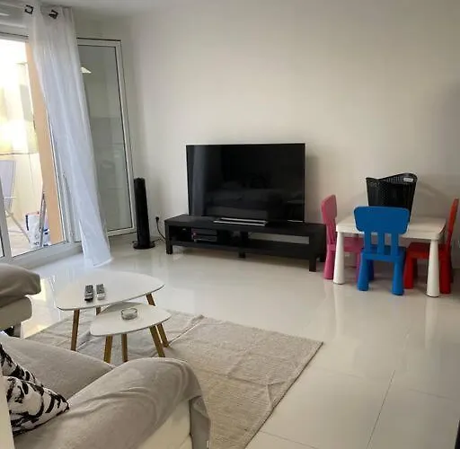 Superbe Appartement En Residence Privee